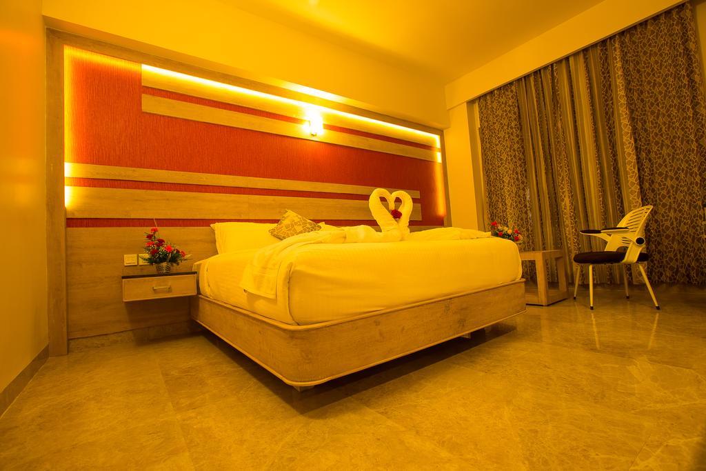 Hotel Radha Prasad Erode Habitación foto