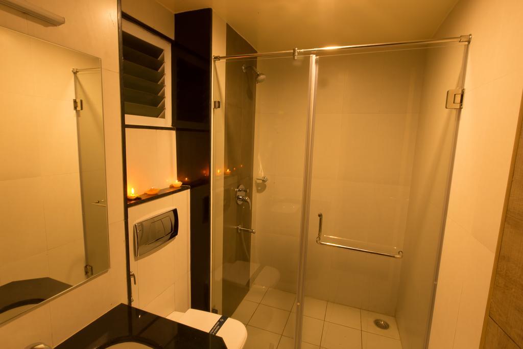 Hotel Radha Prasad Erode Habitación foto