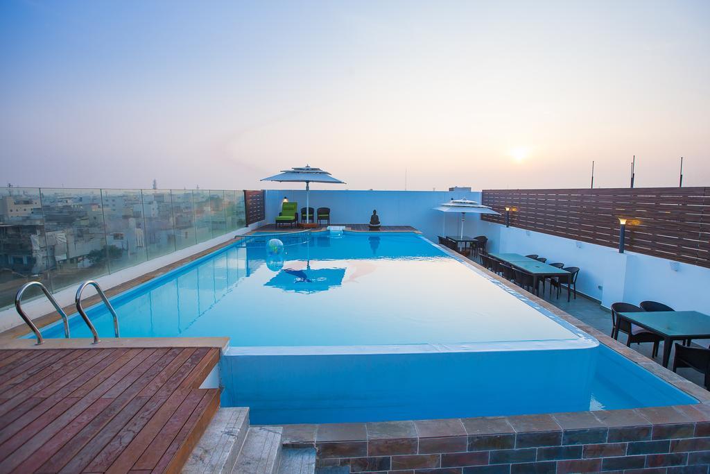 Hotel Radha Prasad Erode Exterior foto