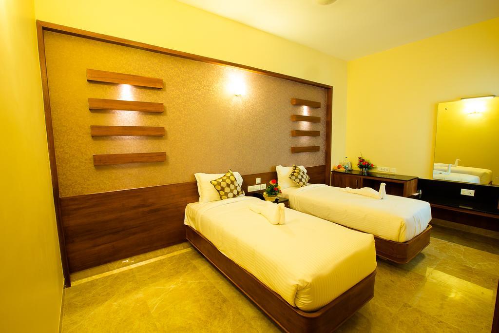 Hotel Radha Prasad Erode Habitación foto
